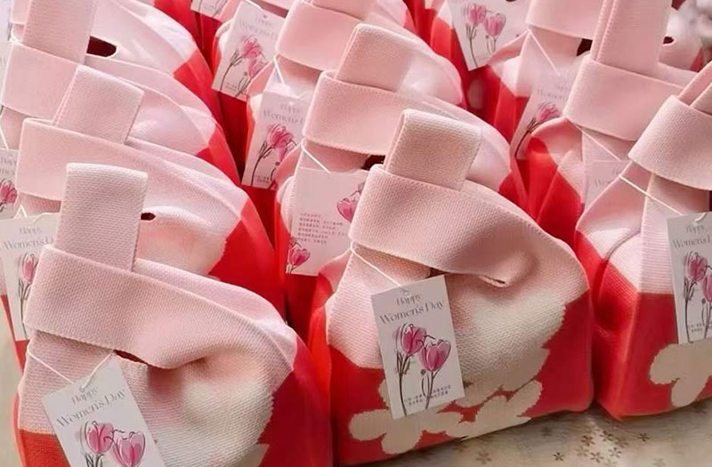  喜迎“三八”婦女節(jié) 溫馨禮品暖人心？
